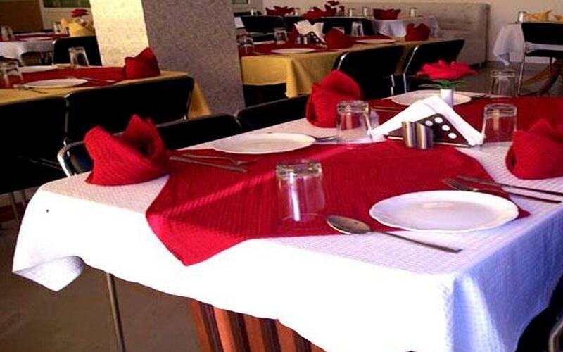 Besillio Grand Hotel & Restaurant, Mandi 2